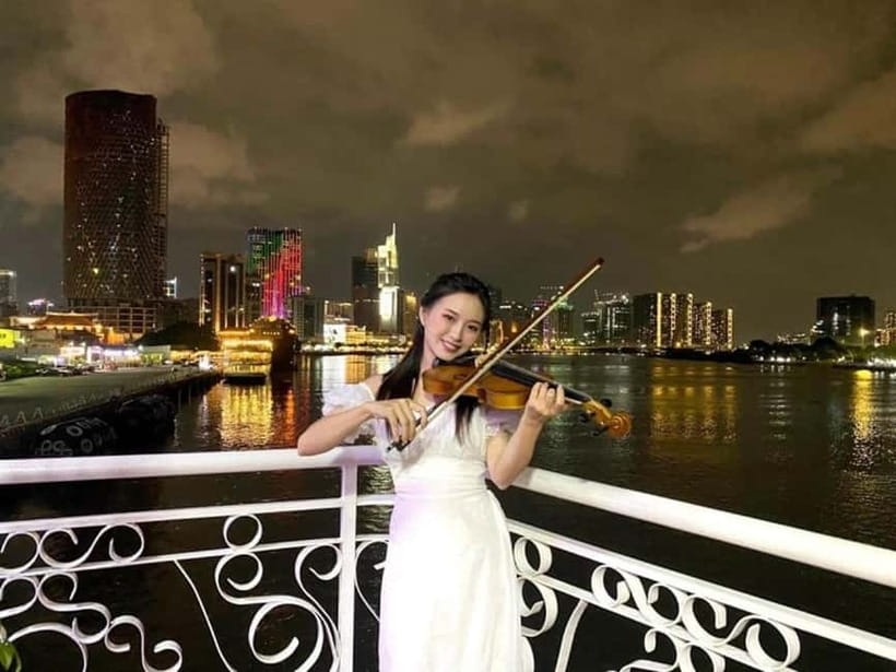 HCM: Night Experience Dinner Cruise on Saigon River - Key highlights worth your attention