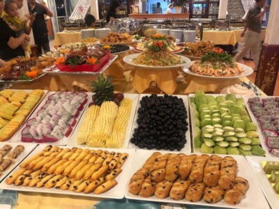 HCM: Night Experience Dinner Cruise on Saigon River - Dinner on board: buffet or set menu plus live music