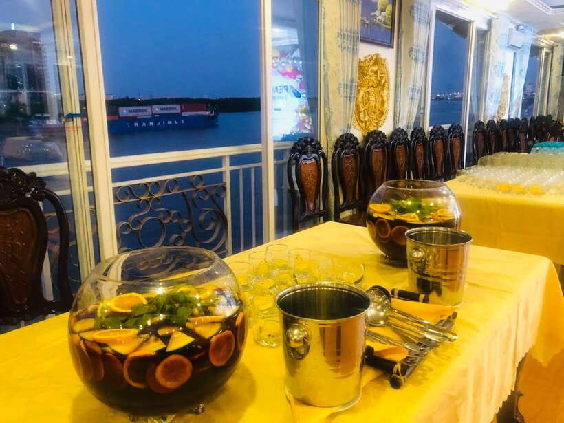 HCM: Saigon River Dinner Cruise - Transfers, Seating, and Small-Group Practicalities