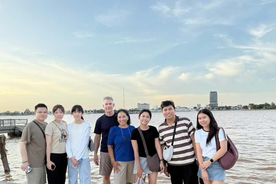 Ho Chi Minh: Adventurous Mekong Delta Full Day Tour - First stop: Vinh Trang Pagoda and Qui Islet