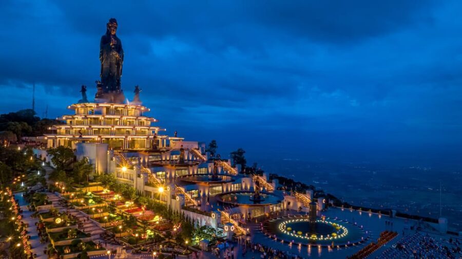 Ho Chi Minh: Black Virgin Mountain & Cao Dai Temple Tour - Bà Đen Mountain by Cable Car: From Fruit Orchards to Temple Views