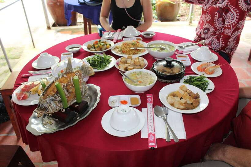 Ho Chi Minh: Cai Be-Mekong Delta Local Village Full Day Tour - The food plan: bánh xèo, fruit, coconut juice, and vegan lunch