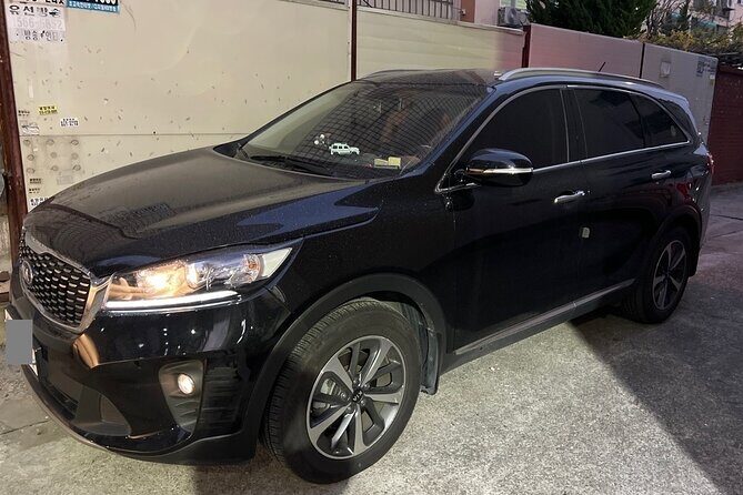Ho Chi Minh City Airport (SGN) to Ho Chi Minh hotels - Arrival Private Transfer - Time in context: planning your first hour in Ho Chi Minh City