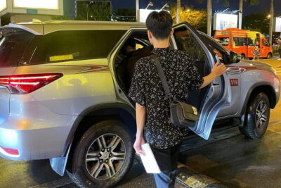 Ho Chi Minh City Airport Transfer - Your Private Ride Into the City: Timing and Door-to-Door Drop-Off