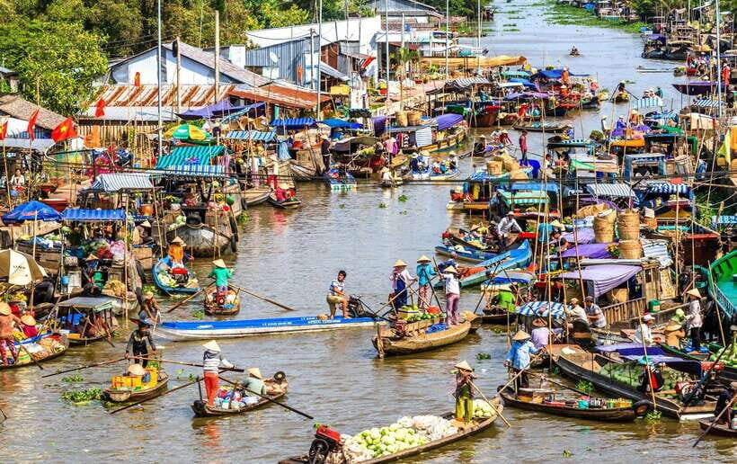 Ho Chi Minh City: Cai Rang Floating Market in Can Tho Tour - Cai Rang Floating Market breakfast: more than a photo stop