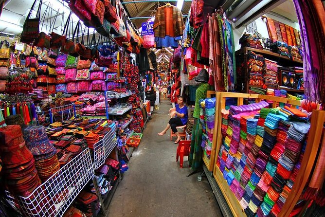 Ho Chi Minh City: Chinatown Hidden Treasures – Free Walking Tour - Stop 4: Chợ Lớn Market Streets and Chinese Community Life Today