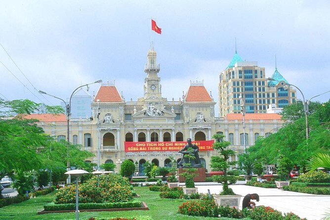 Ho Chi Minh City Cu Chi Tunnels Full Day Tour with Local Lunch - How the Guide Turns City Stops into a Story