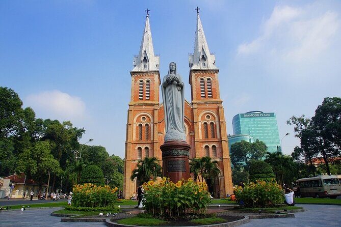 Ho Chi Minh City Half day City tour - Morning logistics: pickup in District 1 and a four-stop rhythm