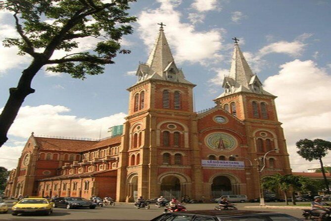 Ho Chi Minh City Half-Day Private Tour - Stop 6: Emperor Jade Pagoda and Its Mythical Detail