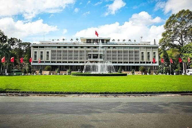 Ho Chi Minh City Half Day Tour - Saigon’s French-era touch: Central Post Office and Opera House views