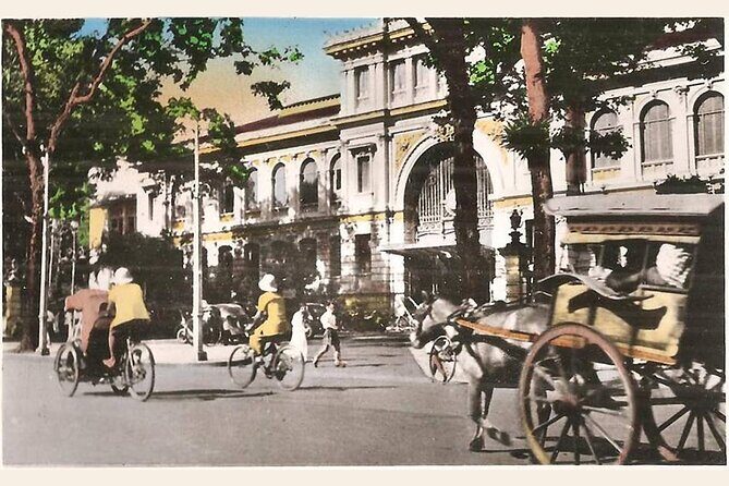 Ho Chi Minh City: Highlights & Hidden Gems - Free Walking Tour - Opera House, hotels, and the look of French Saigon