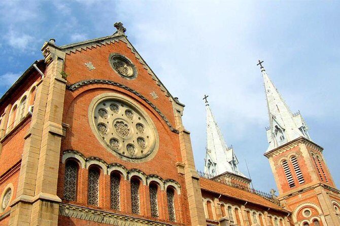 Ho Chi Minh City: Highlights & Hidden Gems - Free Walking Tour - War Museum inclusion: how to get the most from it