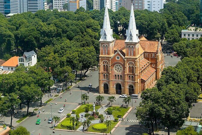 Ho Chi Minh City Highlights Private Tour - Price and value: what $125 buys you in real time