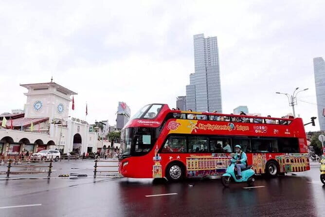 Ho Chi Minh City Hop-On Hop-Off Bus Tour | Vietnam - Getting on the bus: timing, frequency, and midday pause