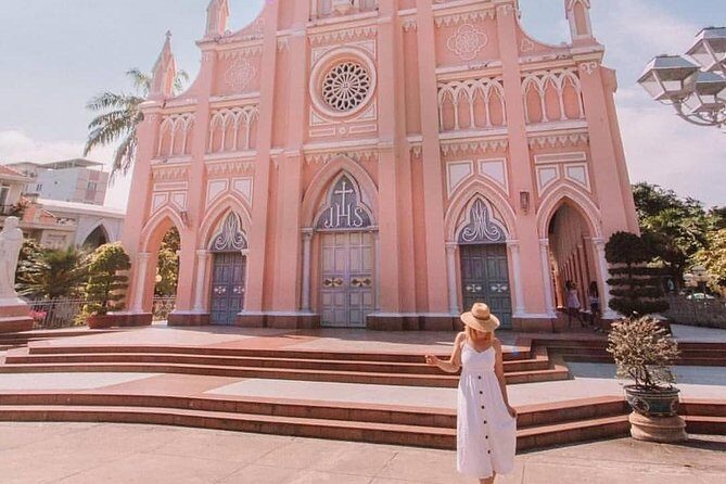 ️ Ho Chi Minh City Instagram Tour: Hidden Gems (Private & All-Inclusive) - Central Post Office: The Colonial Facade That Plays Nice With Cameras