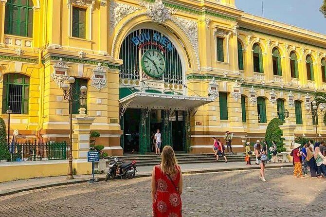 ️ Ho Chi Minh City Instagram Tour: Hidden Gems (Private & All-Inclusive) - Ho Chi Minh Square and City Hall: Exterior-Only Beauty