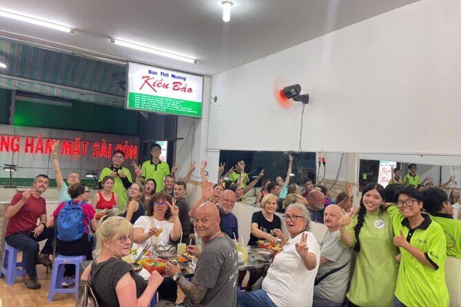 Ho Chi Minh City: Motorbike Street Food Tour with 12 Tastings - Stop-by-stop: how the night flows in 4 hours