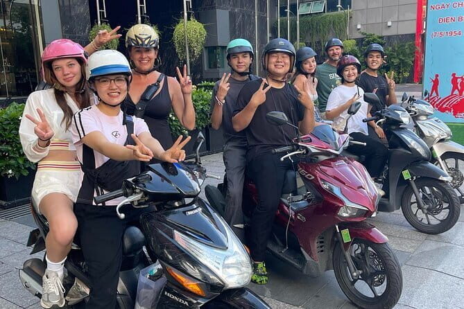 Ho Chi Minh City : Saigon Craft Beer & Local Food Tour By Scooter - Ho Thi Ky Flower Market: Beer Meets Street Life