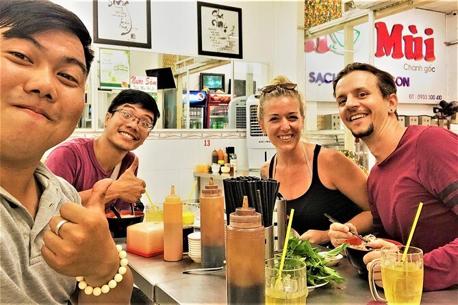 Ho Chi Minh City Sightseeing, nightlife Saigon, Local Markets - Four hours of Saigon: the schedule that helps you see more