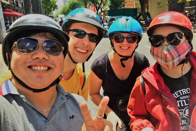 Ho Chi Minh City Sightseeing, nightlife Saigon, Local Markets - Flower market time: Saigon’s color and daily rhythm