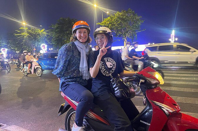 Ho Chi Minh city Sightseeing or Midnight nightlife by motorbike - Nguyen Thien Thuat Apartment: Architecture That Tells a Story