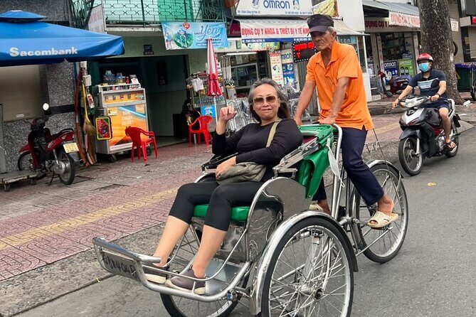 Ho Chi Minh City Sightseeing Panoramic Cyclo Private Tour - The classic core route: Notre-Dame Cathedral, Nguyen Hue, and City Hall areas