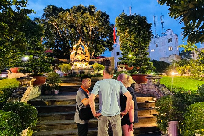 Ho Chi Minh City: Street Food & Sightseeing Tour with Local Guide - Scooter street food beats wandering alone in Ho Chi Minh City