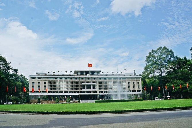 Ho Chi Minh City Tour - 1 Day Excursion from Phu My Seaport 5* - War Remnants Museum: heavy facts, short time