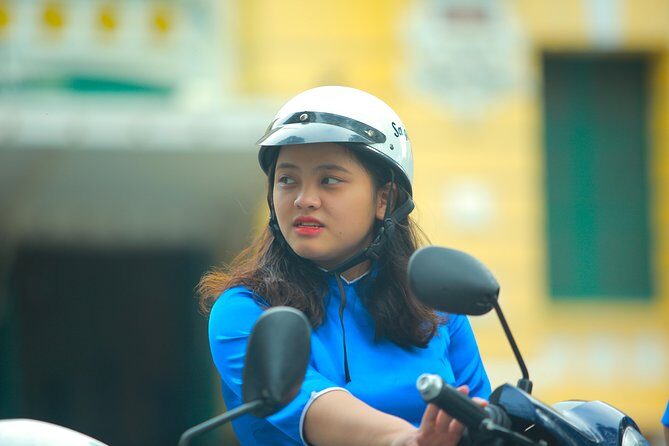 Ho Chi Minh City Tour by Motorbike with Female Riders | KissTour - A half-day scooter ride that turns Saigon into a conversation