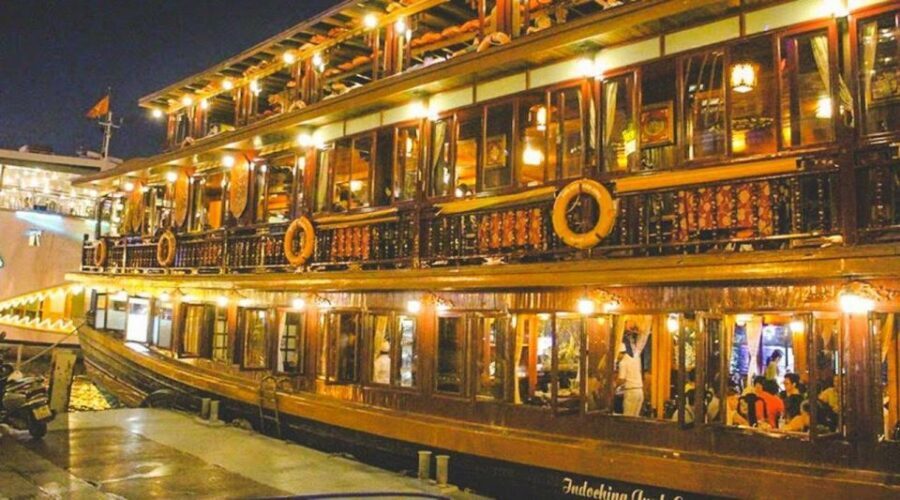Ho Chi Minh: Private City Tour and Dinner Cruise with Buffet - Saigon River Transfer and Boarding the Cruise Boat