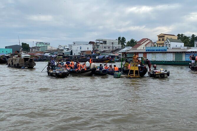 Ho Chi Minh: Southern Vietnam 4-Day Authentic Mekong Farm Trip - The guides matter: Chow, Pablo, and why English helps on the water