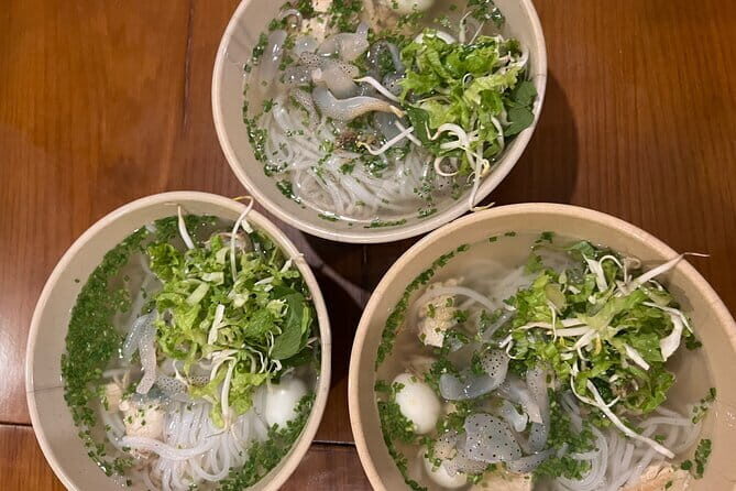 Ho Chi Minh Street Food & City Sights with Local Female Guide - Key Things You’ll Notice