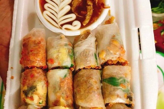 Ho Chi Minh Street Food Tour By Motorbike (Unique & Authentic) - District 3 Warm-Up: Chuối Nếp Nướng at Vo Văn Tần