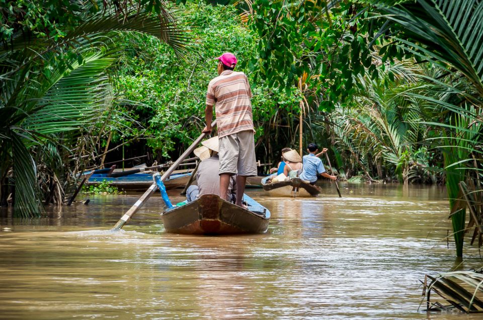Ho Chi Minh: Top Site Must See Mekong Delta & Cu Chi Tunnel - Floating market visit: what to expect in the big, marketed version