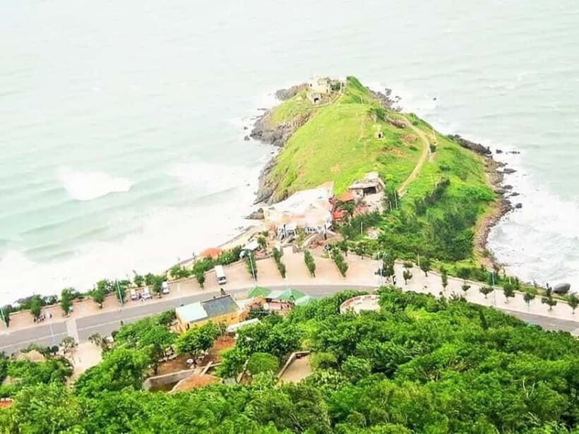 Ho Chi Minh: Vung Tau 1-Day Tour with Christ Statue & Lunch - Vietnamese seafood lunch: what you’re really paying for