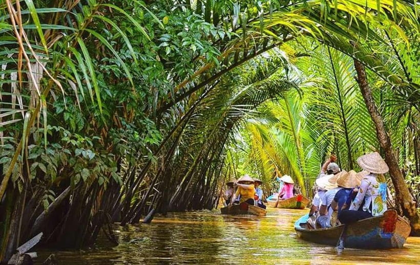 Hochiminh: Best tour Mekong Delta 1 Day - Tropical Fruit Salad and Lunch: How the Meal Fits the Day