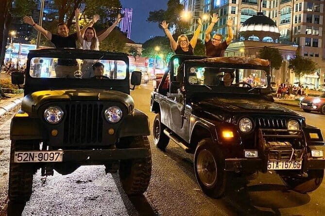 Jeep Tour Saigon By Night : FRESH SEAFOOD, STREET FOOD & SKY BAR - Riding Saigon by Jeep: Easy logistics, real night energy