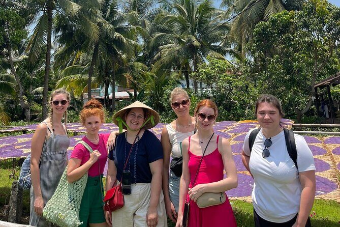Largest Floating Market, Wild Small Canal System & Organic cocoa - Breakfast, Coffee, and Fruit: What’s Actually Included