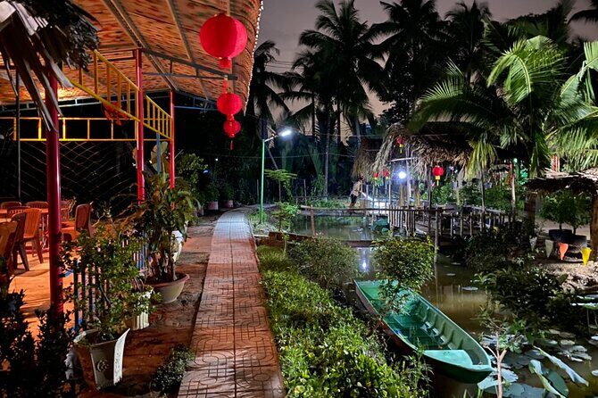 LUXURY Mekong 2 Days 1 Night SMALL GROUP Stay at Tiny Homestay with BBQ Dinner - Lunch with Vietnamese Dishes: Keep It Simple and Enjoy the Recovery Time