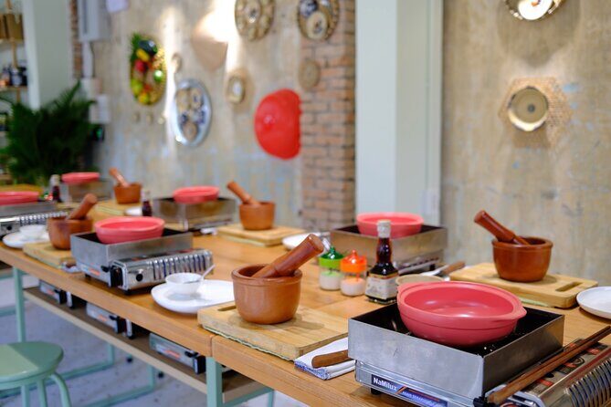 M.O.M Cooking Class in Saigon - What you’ll cook in Saigon: Southern flavors, Pho, Banh Mi, and dessert