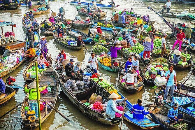 Mekong Delta 2Days/1 Night included Pick up & Transfers - Day 2: early breakfast and Bassac River boat time