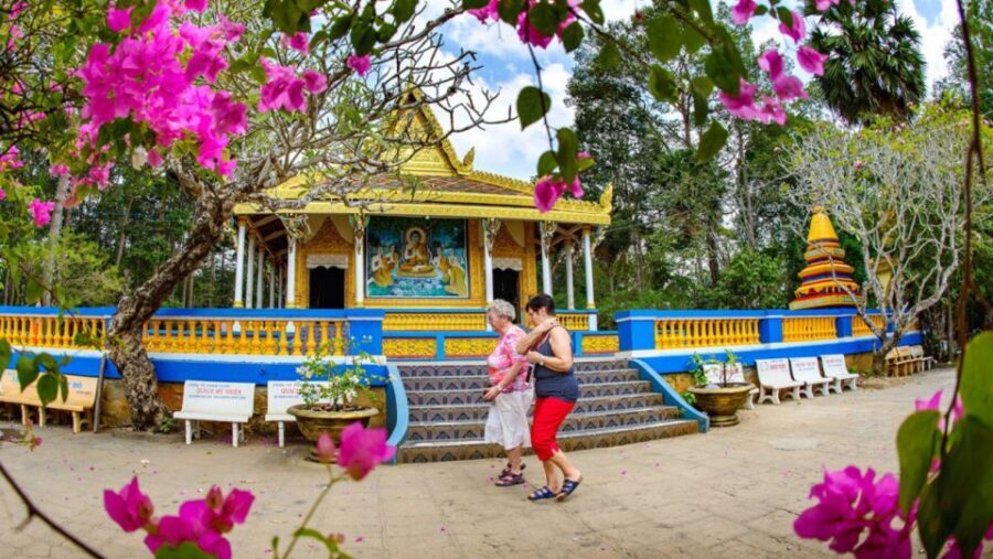 Mekong Delta 4-Day Tour: Ho Chi Minh-Chau Doc-Can Tho-Ca Mau - Day 3: Cai Rang floating market by boat, then Mui Cape in Ca Mau