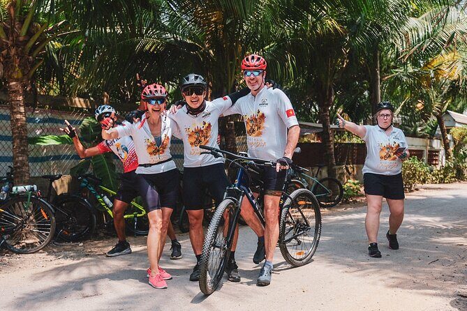 Mekong Delta 4 Days Cycling Trip-Off the Beaten Track - Meals and downtime: what’s included, and what you should expect to feel