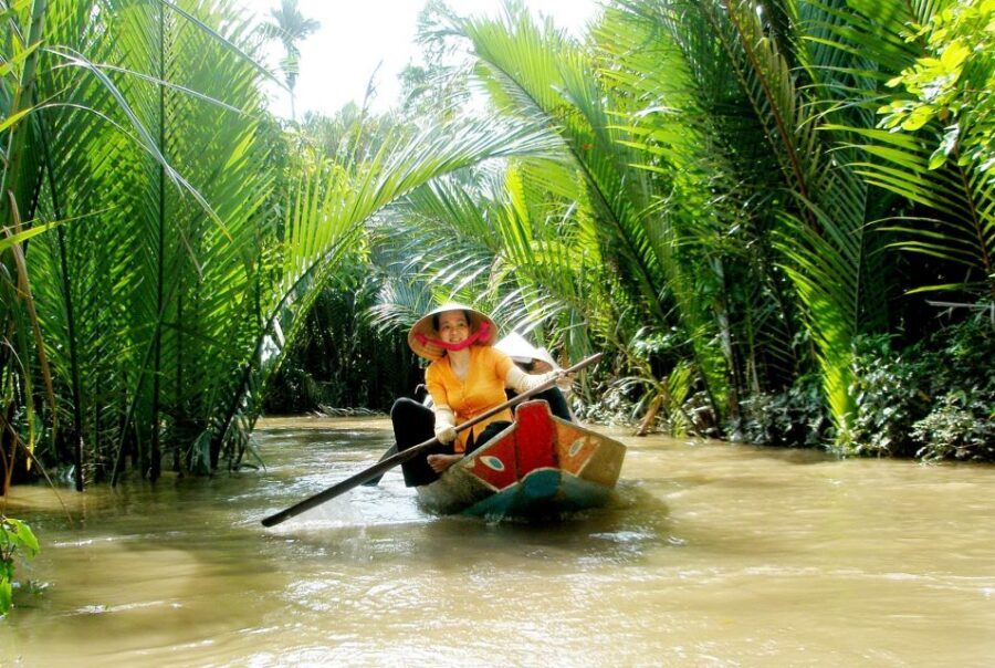 Mekong Delta Private Tour from Ho Chi Minh City - Getting out of Ho Chi Minh City: the road to My Tho