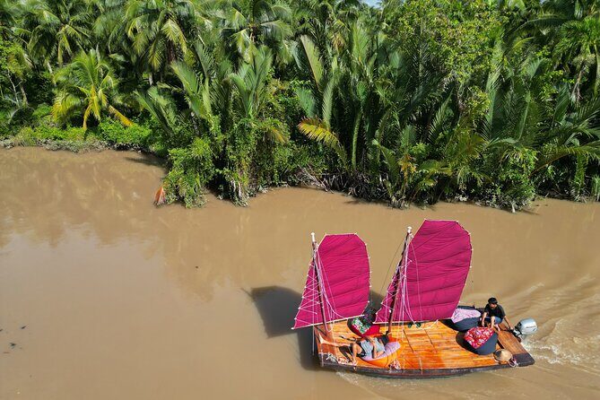 Mekong River Relaxing Sail boat cruise to Coconut Canals (1.5HRS) - Snacks and water included: the small comforts add up