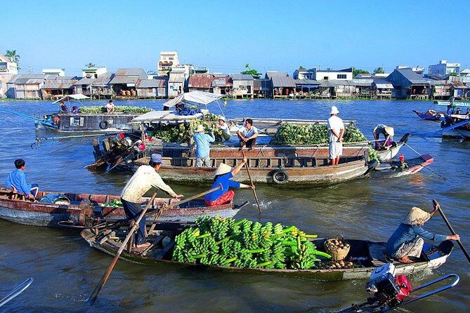 My Tho - Can Tho - Chau Doc 3 days private tour - From Ho Chi Minh City to My Tho: Vinh Trang Pagoda and river views