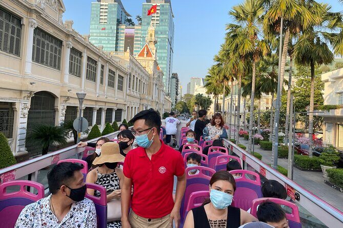 Night Bus Tour in Ho Chi Minh City - Traffic can make the ride boring. Here’s how to handle it.