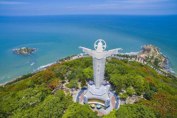 Phu My Shore Excursion: A Wonderful Day in Vung Tau City - Christ the King statue: the iconic climb and the payoff