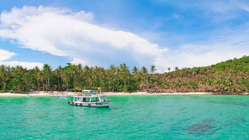 Phu Quoc: 3 Island Tour by Boat with Guide - The vibe: why this 8-hour format works