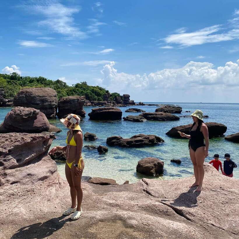 Phu Quoc 3 Island Tour: Gam Ghi, Mong Tay, May Rut Island - Mong Tay Islet: Seafood Lunch and Another Chance to Swim